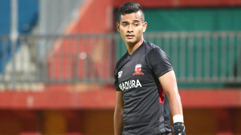 Mantan Kiper Timnas Indonesia U 19 Resmi Gabung Pscs Cilacap Bolalob Com