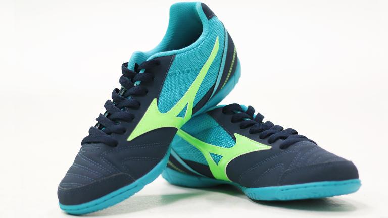 mizuno futsal sepatu