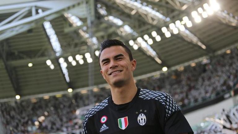 Kabar Baik untuk Kiper Keturunan Indonesia di Juventus Kabar Baik untuk Kiper Keturunan Indonesia di Juventus