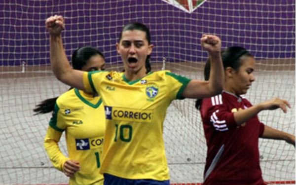 Punggawa Berhijab Asal Iran Ini Masuk Jajaran Pemain Punggawa Berhijab Asal Iran Ini Masuk Jajaran Pemain