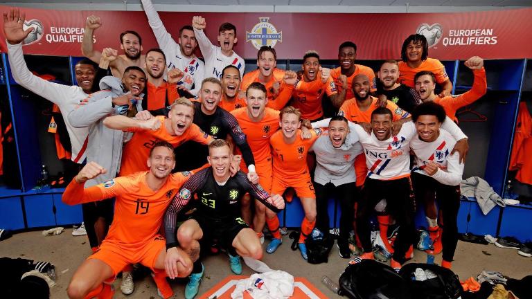 Lolos ke Euro 2020, Ronald Koeman Puji Skuat Belanda - Bolalob.com