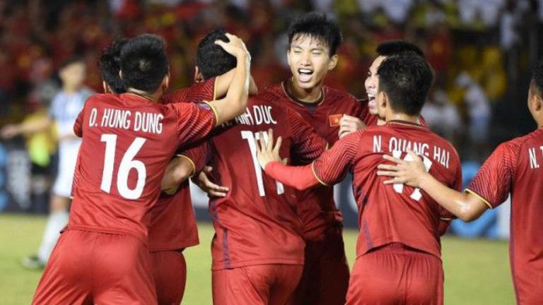 Younghusband Sebut Sepak Bola Vietnam Punya Masa Depan ...